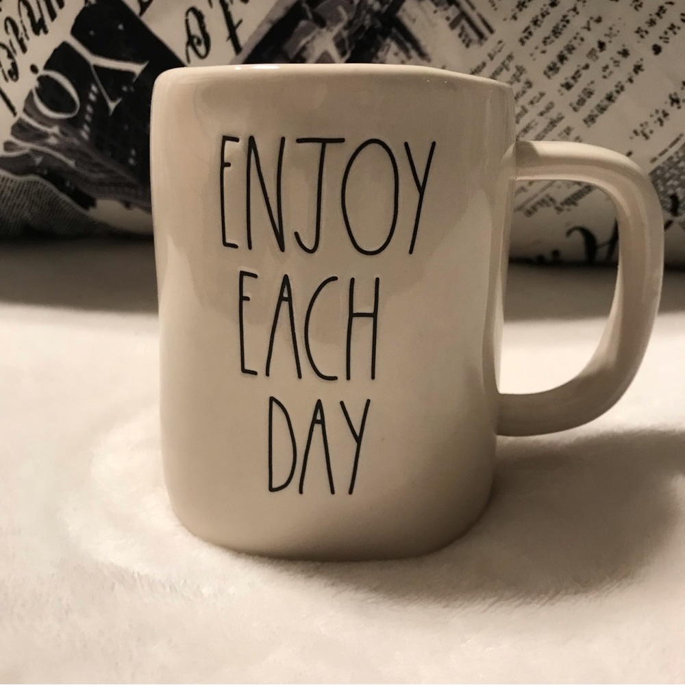 Rae Dunn Artisan Collection Coffee Mug  “Enjoy Each Day”
